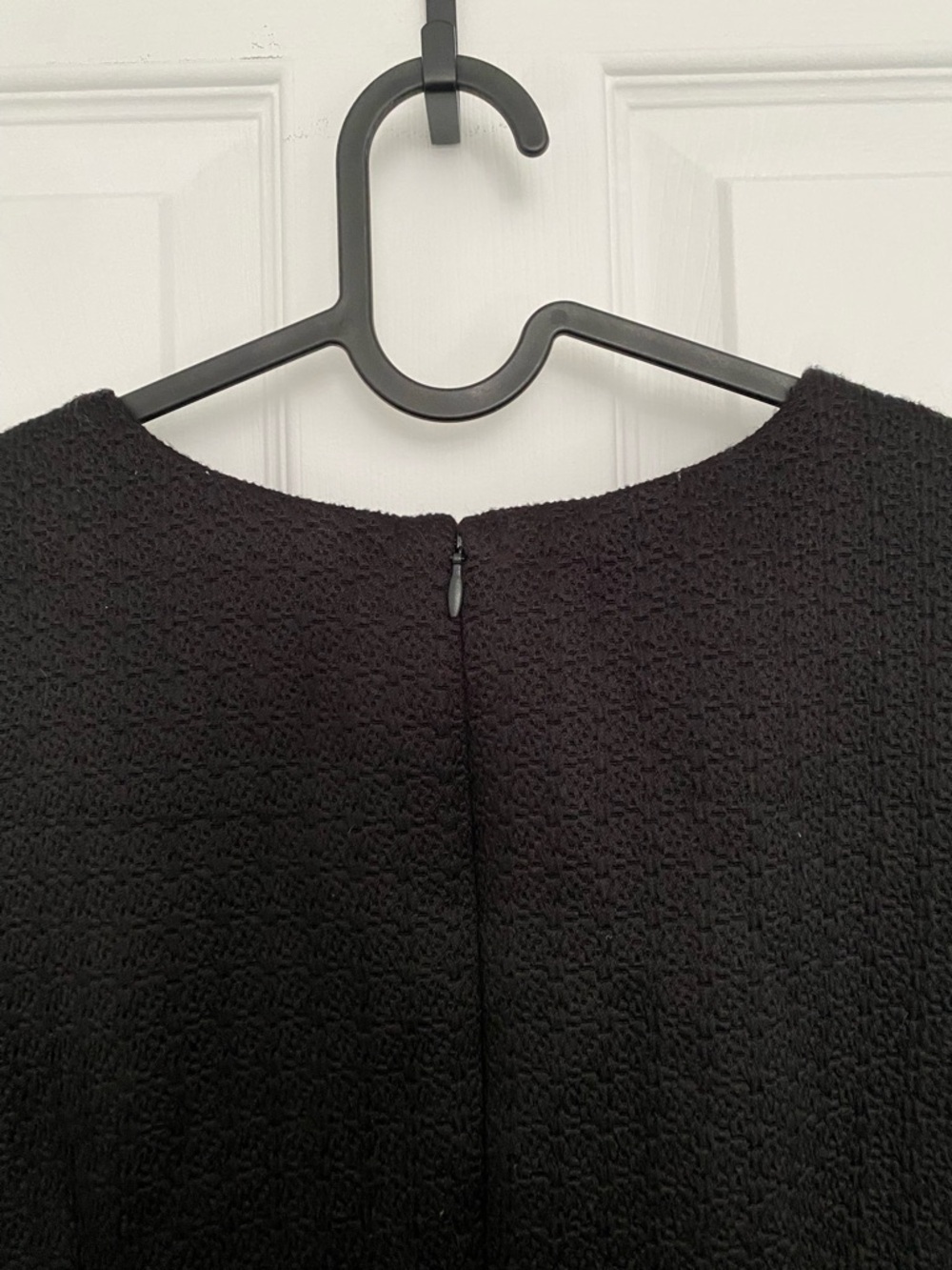 ALFRED SUNG Black Sleeveless Mini Shift Dress - Picture 4 of 7